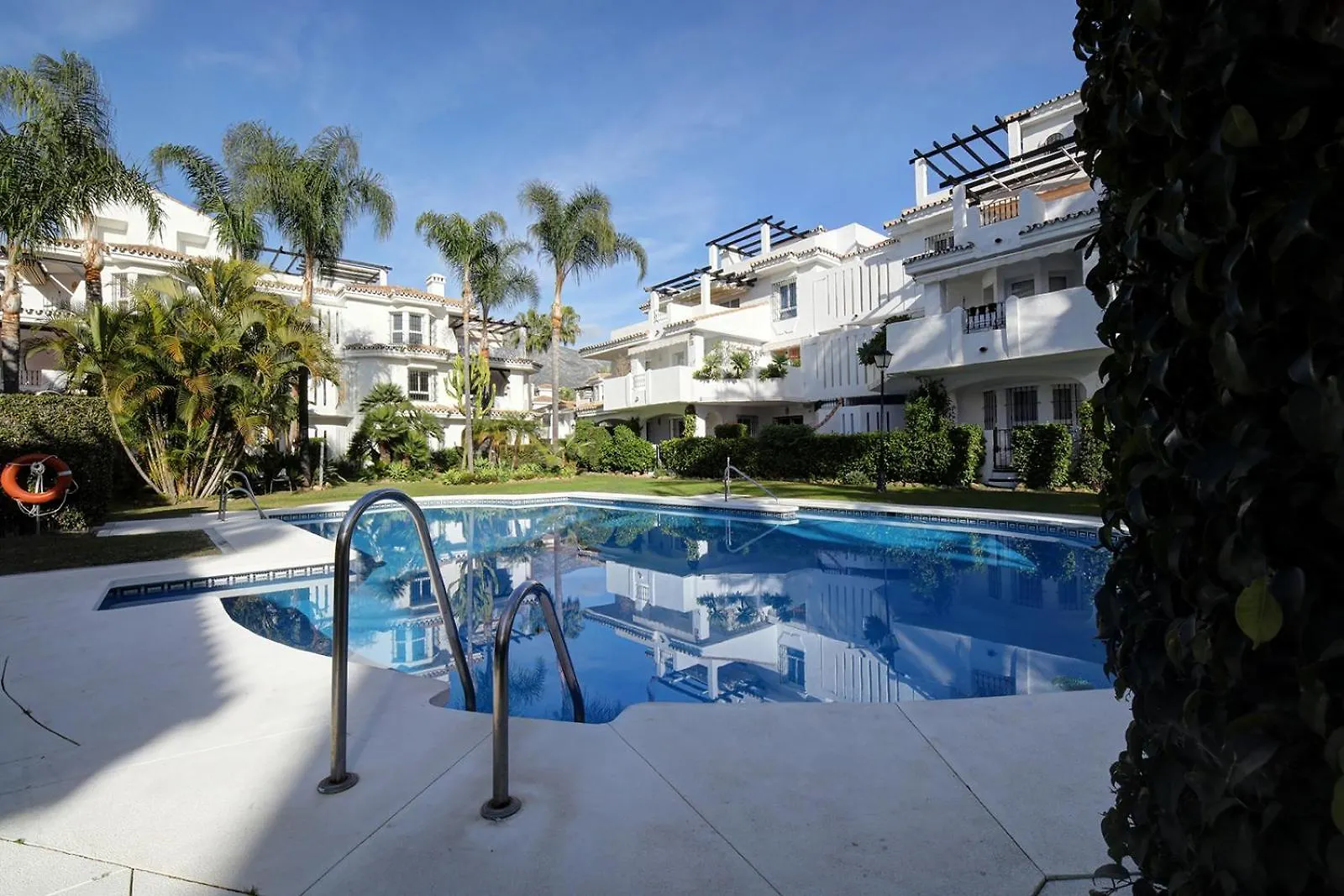 Apartment Beatiful Newly Renovated 3 Bedroom Marbella