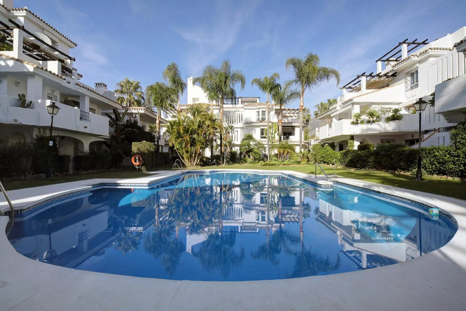 Beatiful Newly Renovated 3 Bedroom Marbella